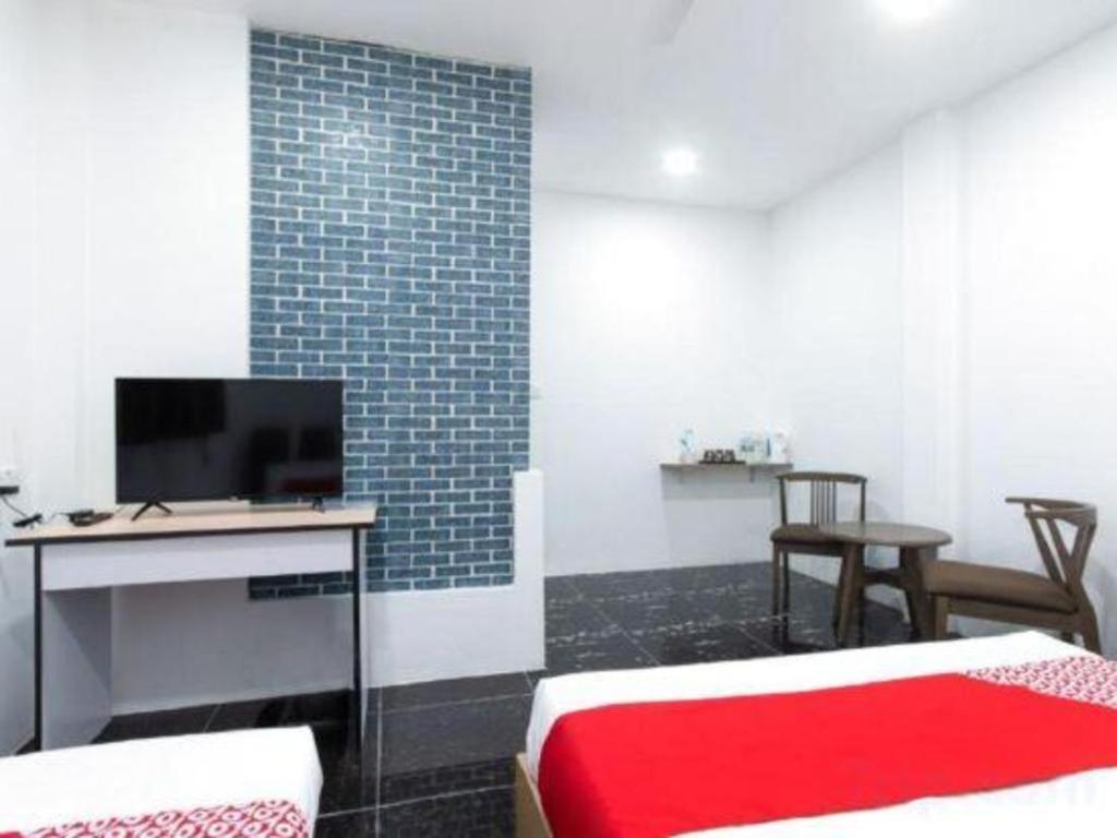 Oyo 44011 Weng Bee Guest House Kota Kinabalu Exteriör bild