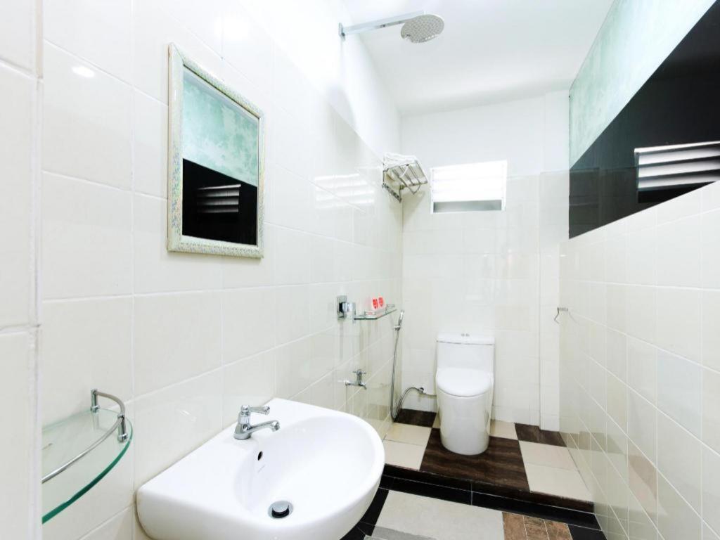 Oyo 44011 Weng Bee Guest House Kota Kinabalu Exteriör bild