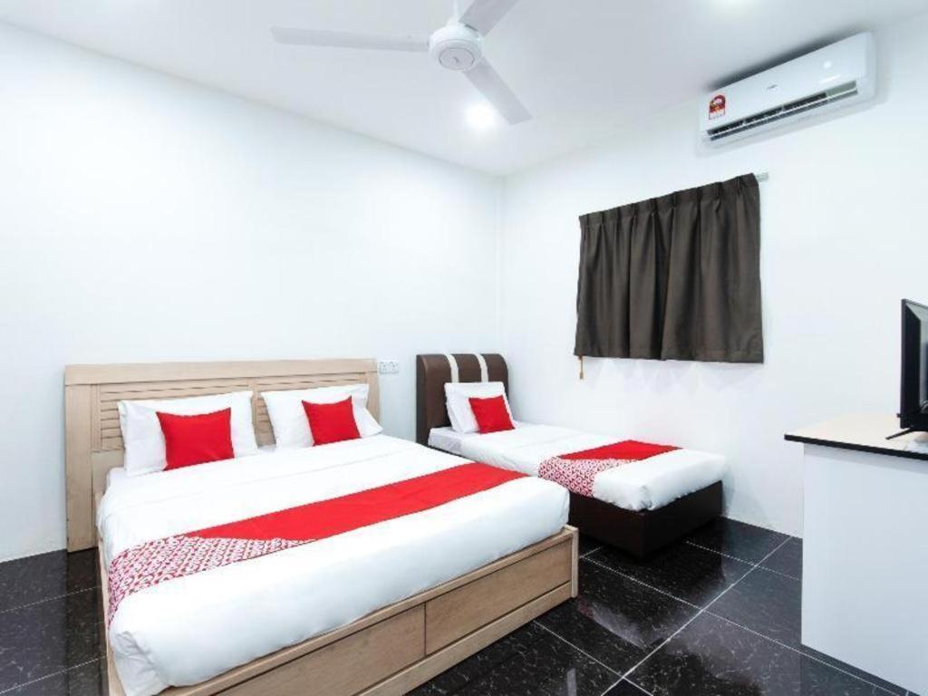 Oyo 44011 Weng Bee Guest House Kota Kinabalu Exteriör bild