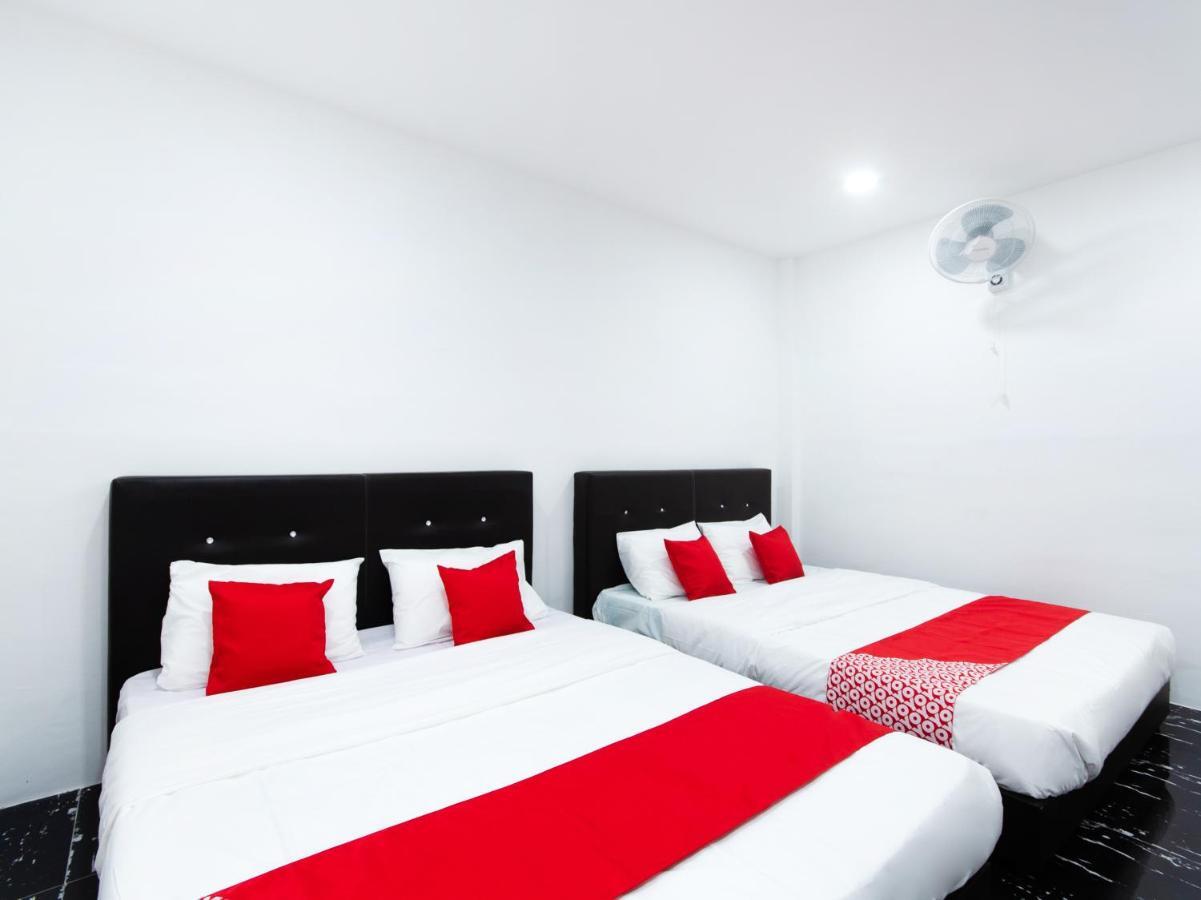 Oyo 44011 Weng Bee Guest House Kota Kinabalu Exteriör bild