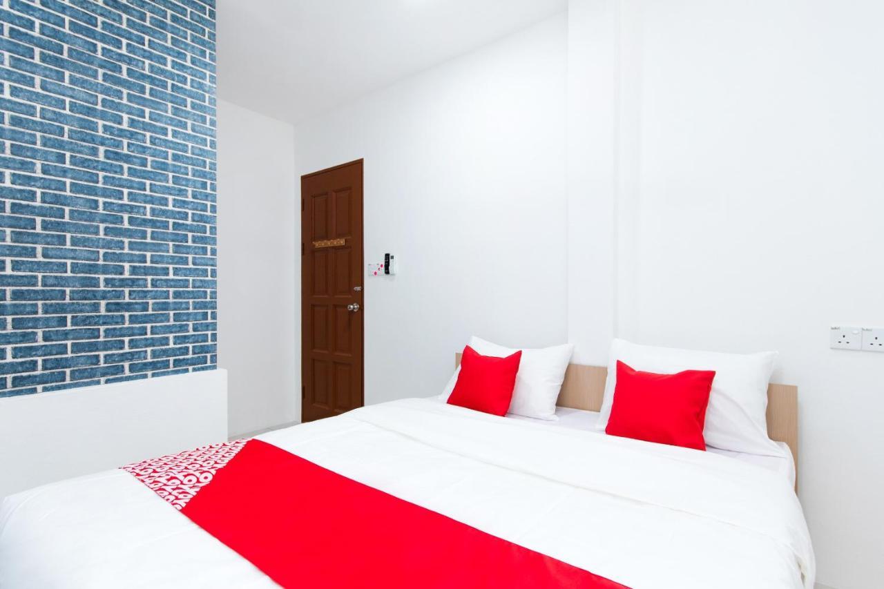 Oyo 44011 Weng Bee Guest House Kota Kinabalu Exteriör bild
