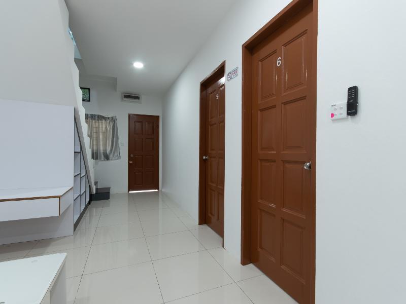 Oyo 44011 Weng Bee Guest House Kota Kinabalu Exteriör bild